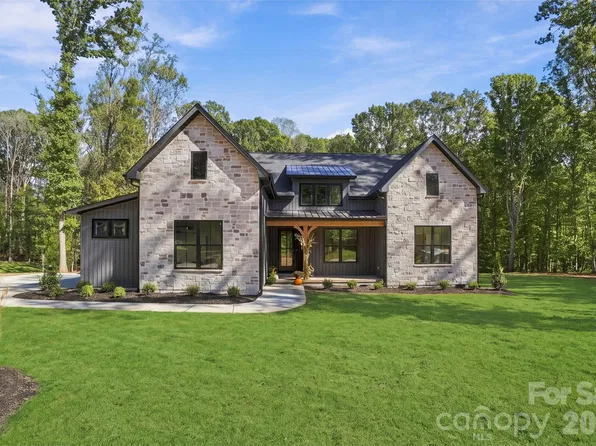219 Barra Dr, Waxhaw, NC 28173
