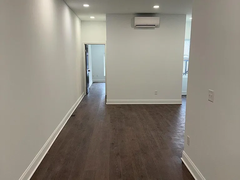 2028 Druid Hill Ave #2 — Photo 13