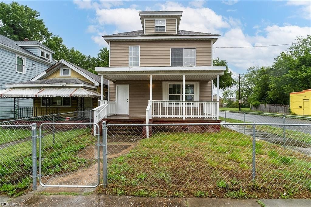 3215 Roanoke Ave Newport News VA 23607 Zillow