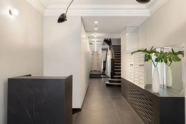 Sold by Compass | media 16