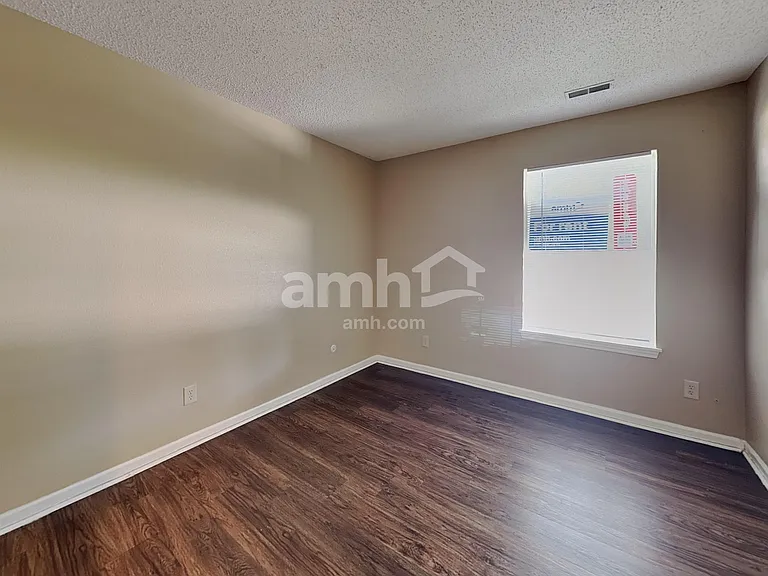 8018 Bitternut Dr — Photo 19