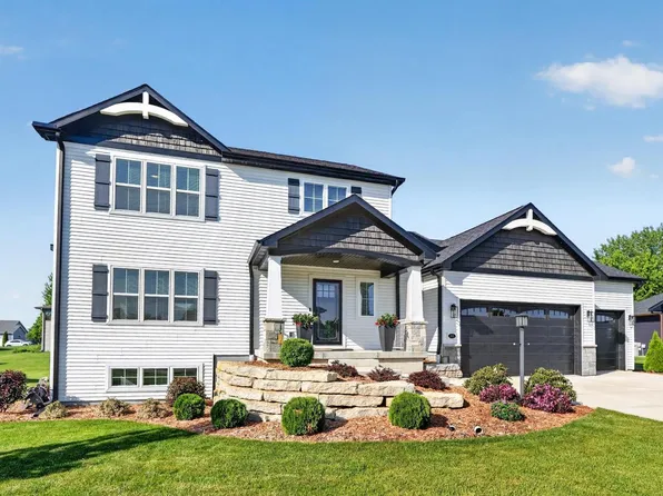 1925 Grieg Drive, Mount Horeb, WI 53572