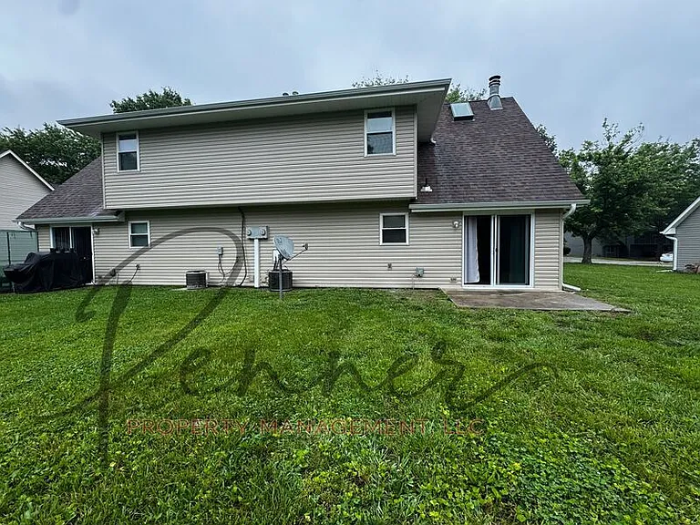 809 NW 36th Street Ter — Photo 9