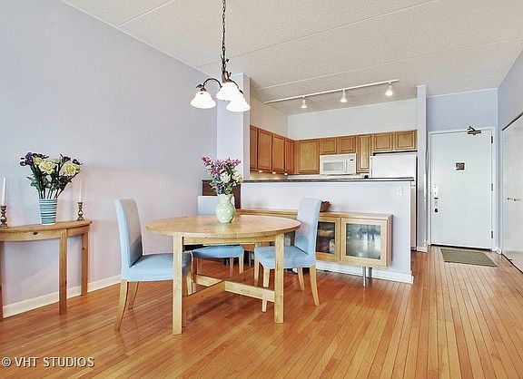 5th image of 7625 N Eastlake Ter APT 309