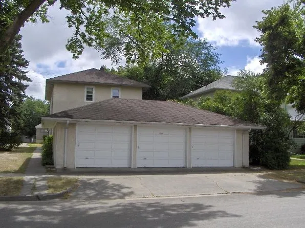 1234 11 1/2 St N, Fargo, ND 58102