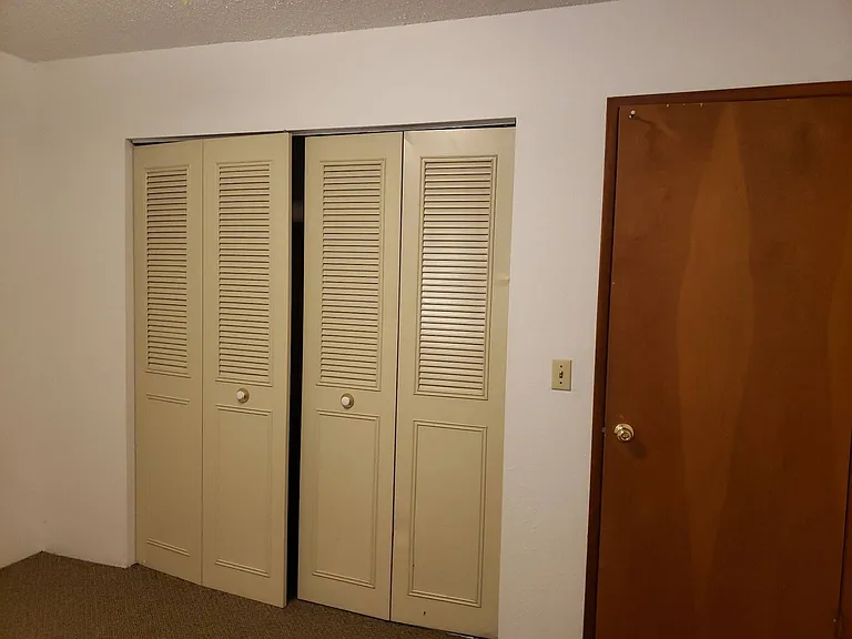 735 NE Maple St — Photo 27