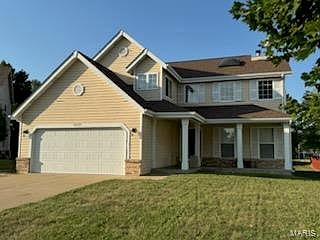 2nd image of 16439 Hampden Pl