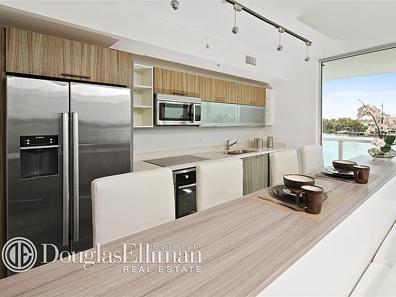 3rd image of 6700 Indian Creek Dr APT 407