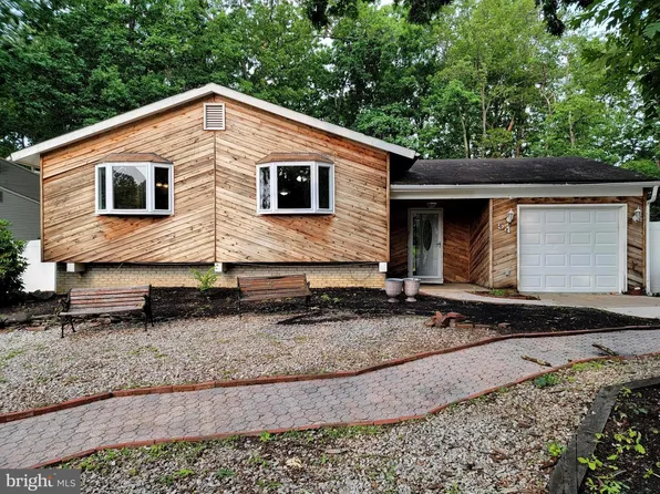 54 Country Club Rd, Turnersville, NJ 08012