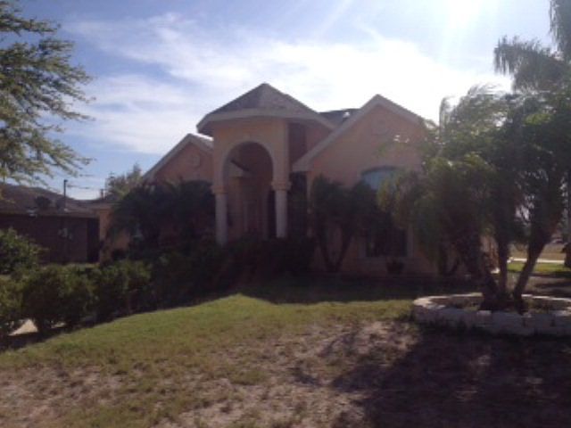 1st image of 813 N Linares St