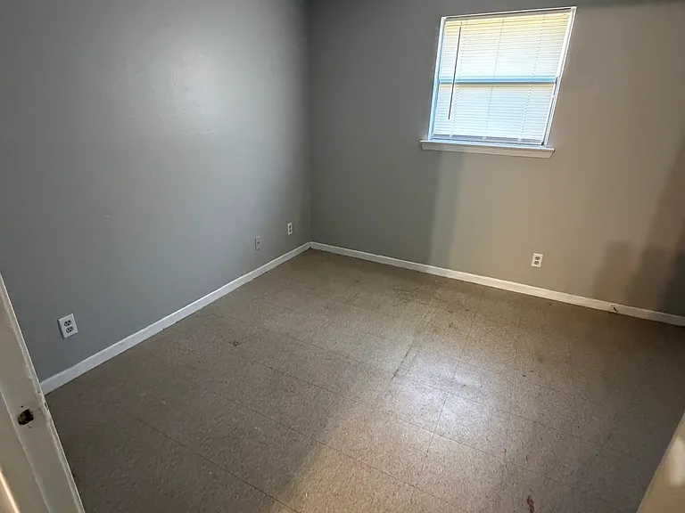 2406 Valley Forge Ave #A — Photo 8
