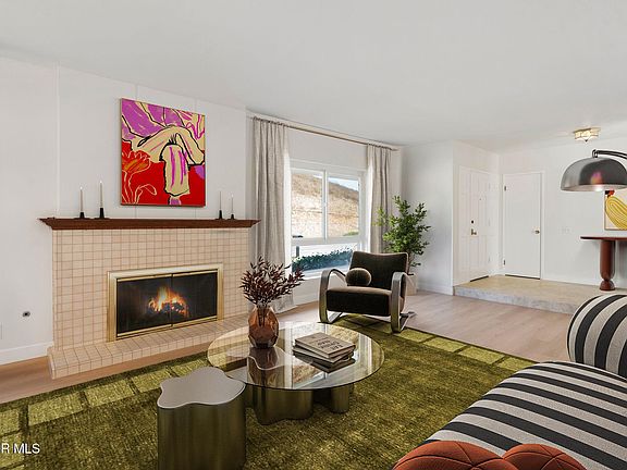 4th image of 1552 Dover Ave