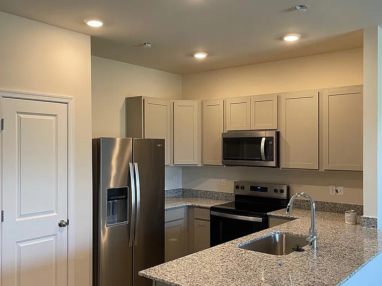 151 Tigney Dr — Photo 11