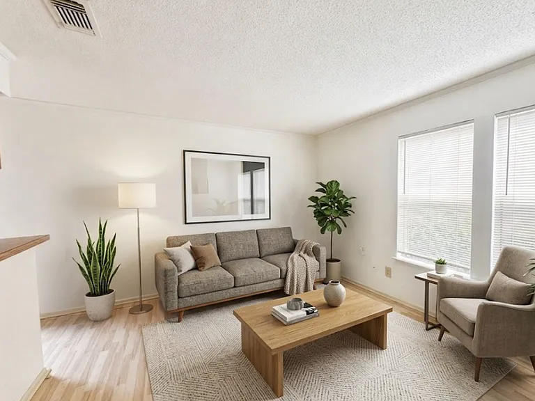 5608 Cougar Dr #214 — Photo 2