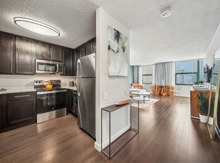 West77 Apartments, Chicago, IL 60654