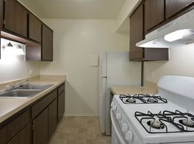 Sycamore Creek Apartments