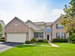 1508 Greystone Dr, Gurnee, IL 60031