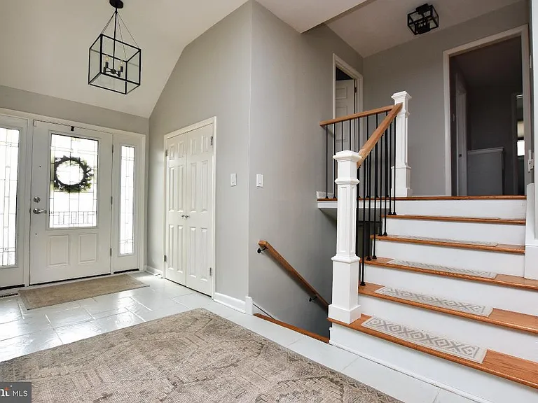 1022 Haral Pl — Photo 5