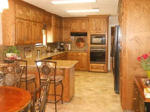 3rd image of 2200 Postoak Ln