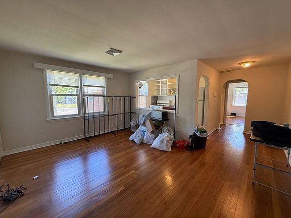3rd image of 203 Reading Ave #&-302