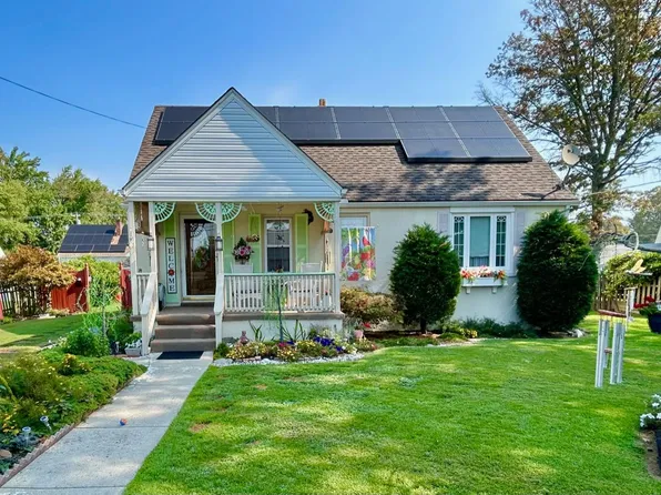 419 Manor Ave, Carneys Pt, NJ 08069