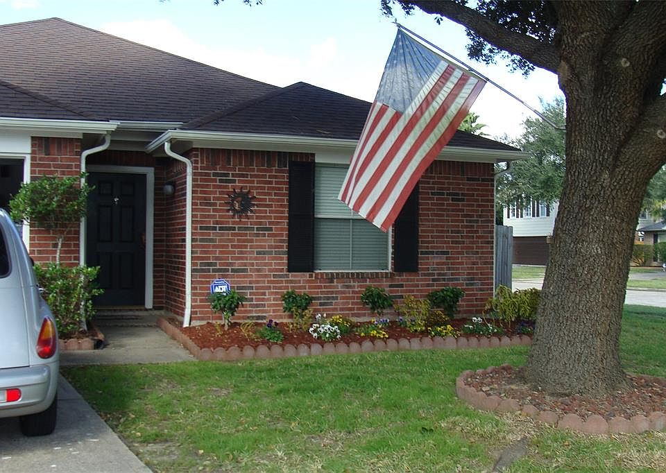 1st image of 17310 Glenmorris Dr