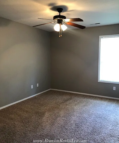 370 S Woods Way — Photo 26