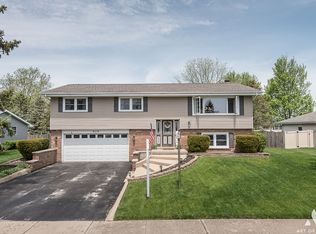 629 W Oak St, Peotone, IL 60468