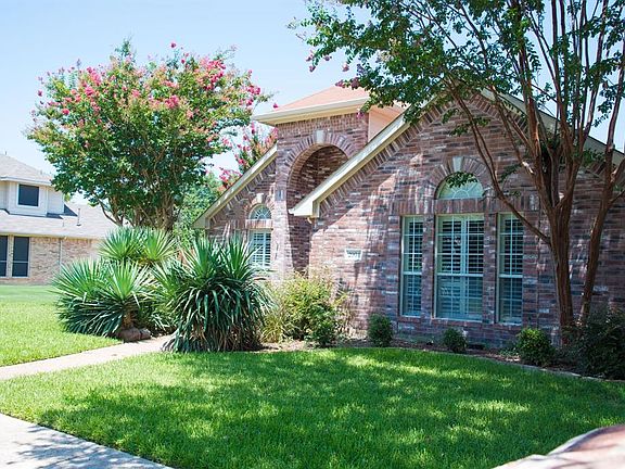 2nd image of 2904 Breckenridge Ct