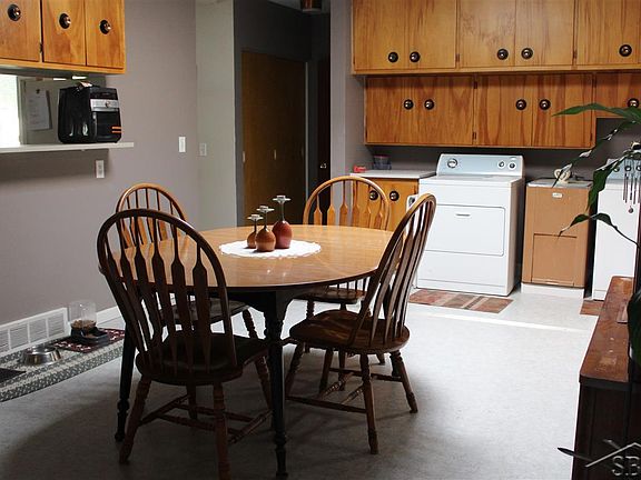 5th image of 2240 Marshall Ct