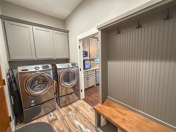 4th image of 240 Cox Rd