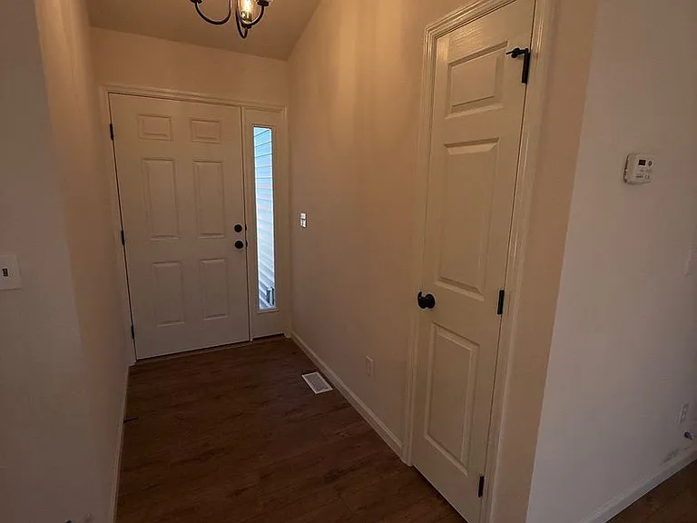 9618 Red Maple Trl — Photo 4