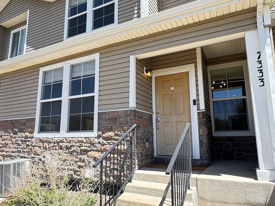 Front door / porch