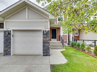 524 N Cranston Dr SE, Calgary, AB T3M 0J2