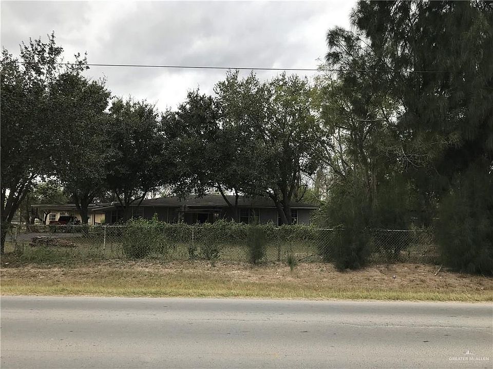 2nd image of 1929 N Cesar Chavez Rd