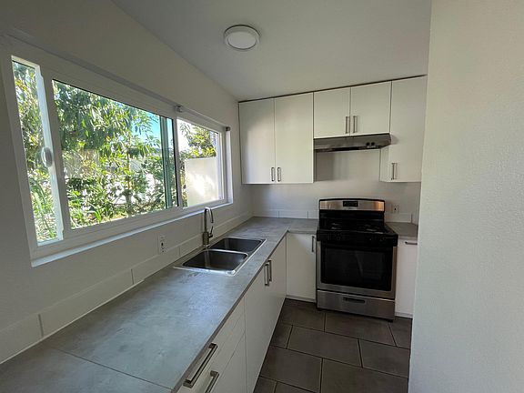 2nd image of 3317 Mount Aachen Ave