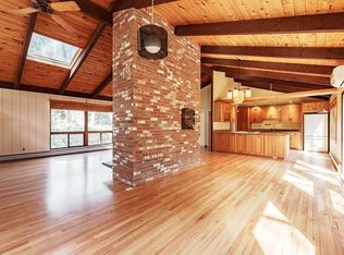 77 Morgan Cir, Amherst, MA 01002