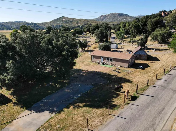 8510 Mizpah Ln, Descanso, CA 91916