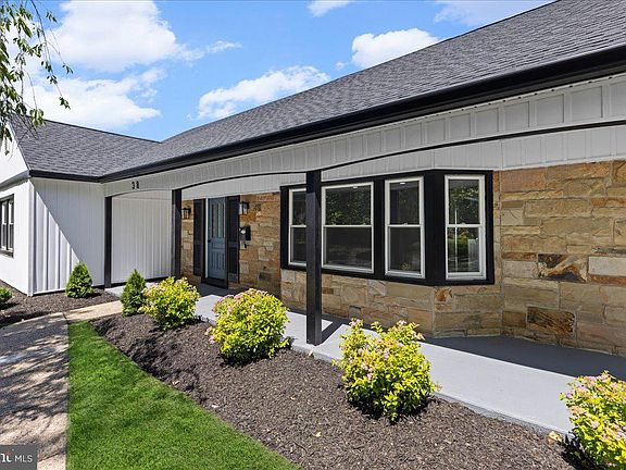 4th image of 38 Tidewater Ln
