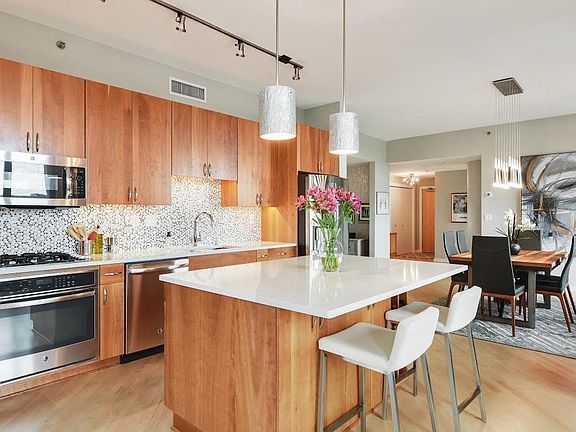 5th image of 1120 S 2nd St APT 212