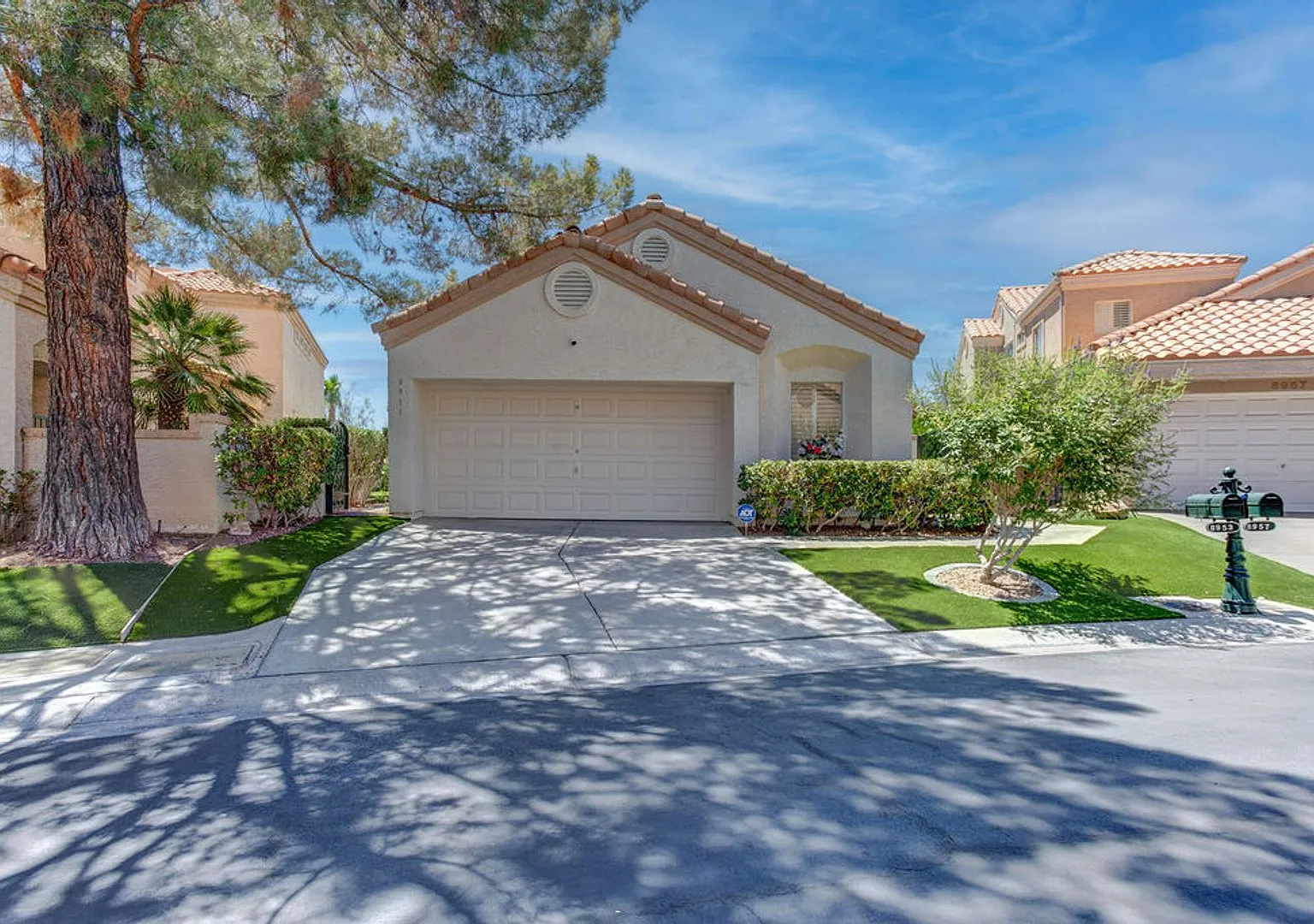 8953 Diamond Falls Drive, Las Vegas, NV 89117 — Photo 1