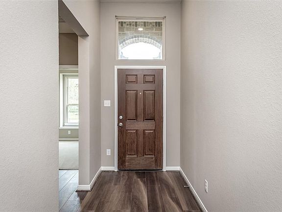 3rd image of 28427 Buffalo Fork Ln