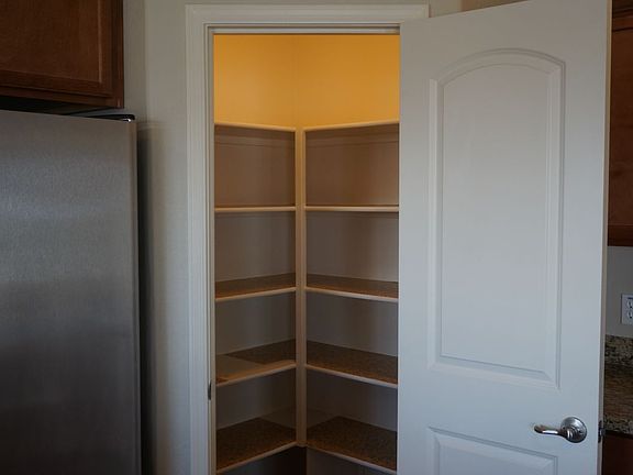 4th image of 1529 E Hobble Creek Dr