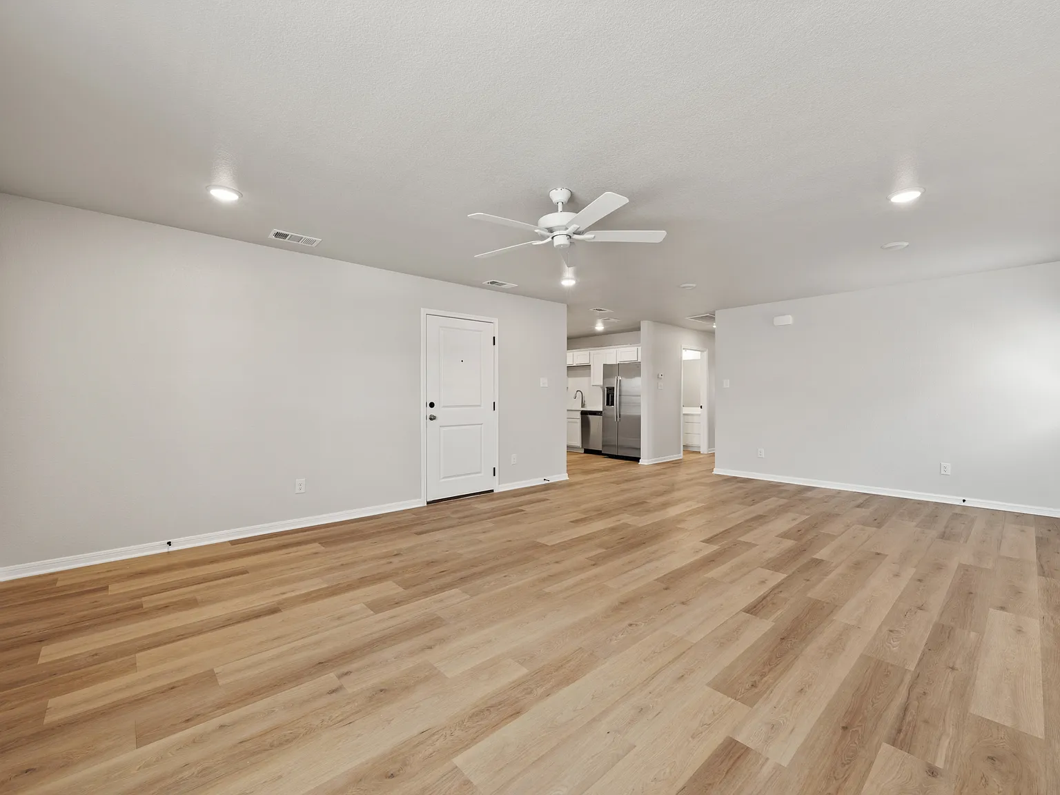 3107 Wasilla Drive - 3107 — Photo 3