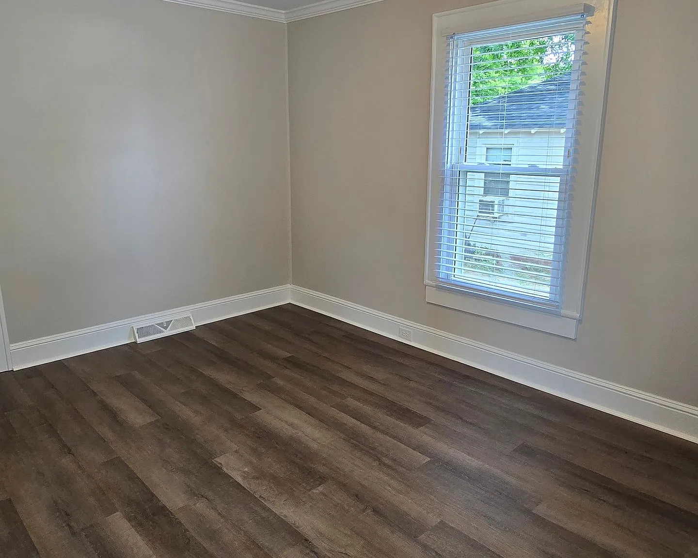 1 bed, $950 — Photo 3