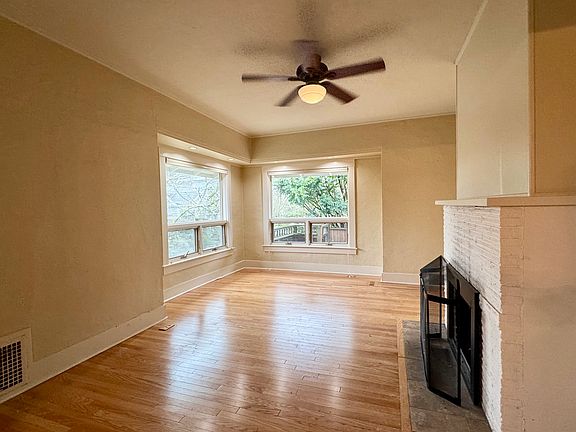3rd image of 303 W Blaine St