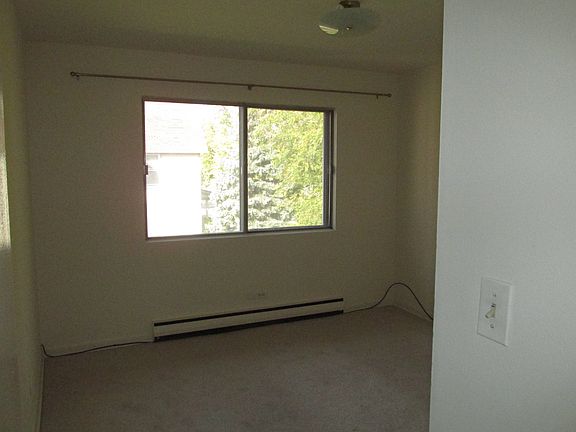 4th image of 621 S Maple Ave APT 303