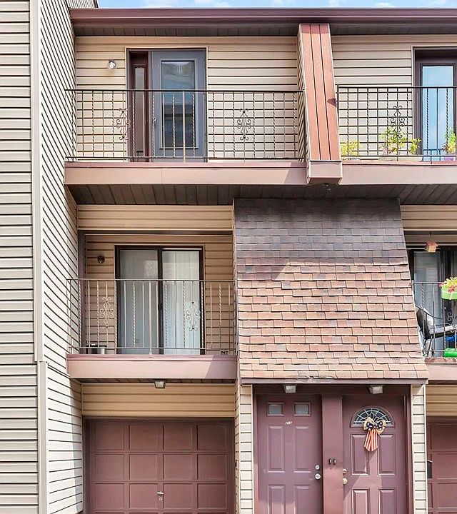 1st image of 233 Midland Ave #210-901