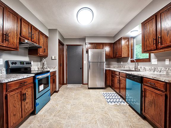 5th image of 57024 Downy Ct