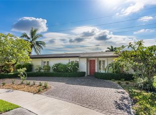 9461 SW 9th Ter, Miami, FL 33174